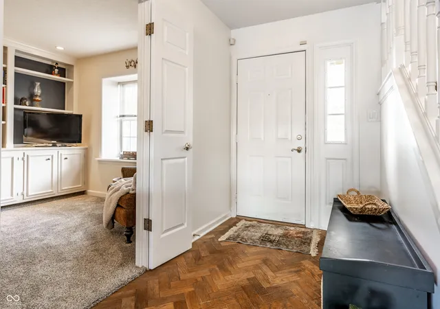 Photo 3 of Condo for sale at 3312 Bay Rd S Dr, Indianapolis, IN 46240 | MLS# 22106893 | Listing updated on 2026-06-30