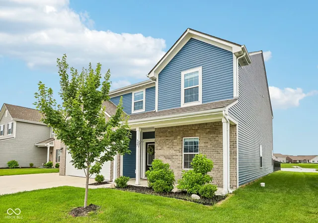 Homes for sale in Sheridan, IN | 527 Buckthorn, Sheridan, IN 46069 | MLS# 22106898