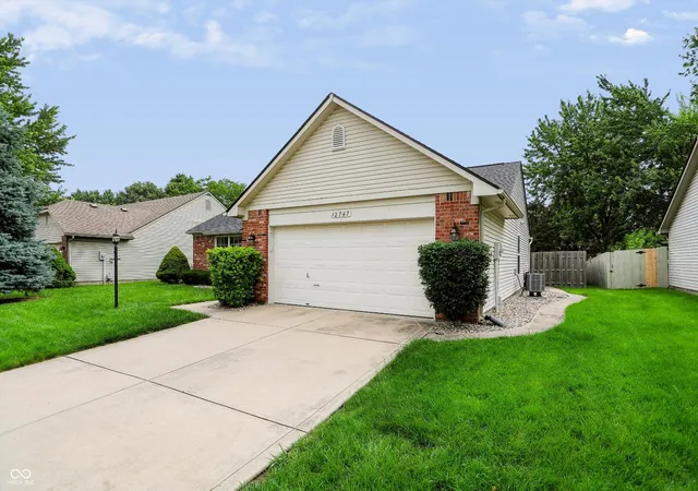 Homes for sale in Fishers, IN | 12747 Sovereign Ln, Fishers, IN 46038 | MLS# 22106952