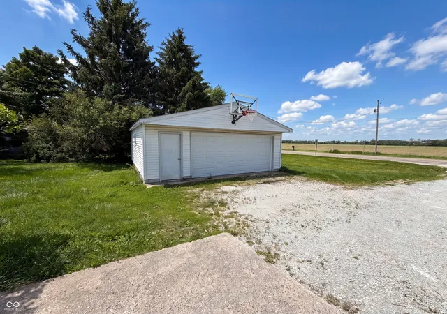 Homes for sale in Fortville, IN | 1677 E State Road 234, Fortville, IN 46040 | MLS# 22106958
