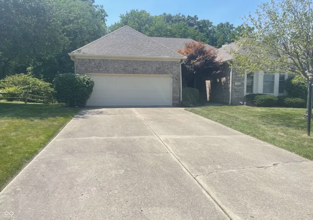 1st image of 7126 Lakeside Woods Dr, Indianapolis, IN 46278 | MLS# 22106972