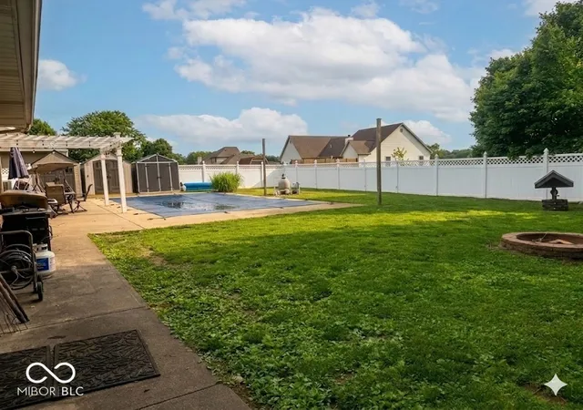 36th image of 2490 E Northwood Ave, Terre Haute, IN 47805 | MLS# 22106993