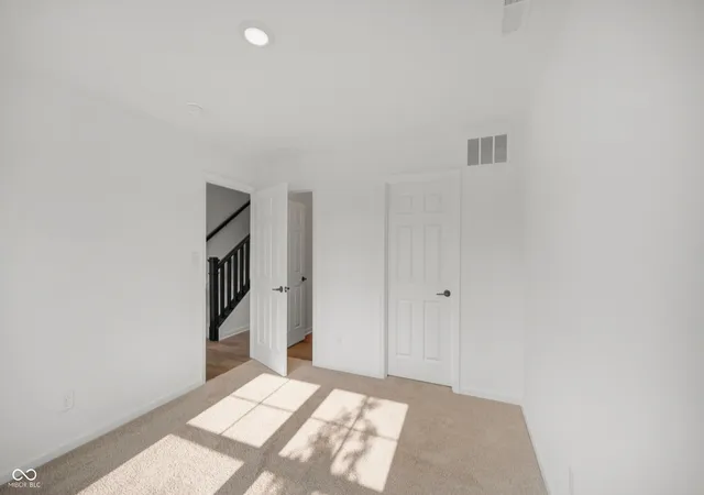 Photo 3 of Sale Pending at 4453 Yellowwood Ave, Brownsburg, IN 46112 | MLS# 22107029 | Listing updated on 2026-08-27