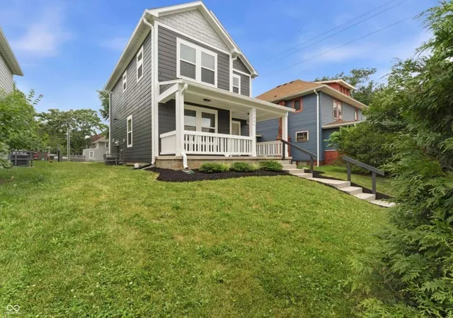 Photo 2 of Single family home for sale at 2734 Boulevard Pl, Indianapolis, IN 46208 | MLS# 22107044 | Listing updated on 2026-09-12
