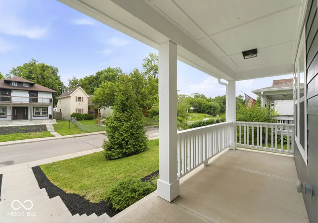 Photo 4 of Single family home for sale at 2734 Boulevard Pl, Indianapolis, IN 46208 | MLS# 22107044 | Listing updated on 2026-09-12