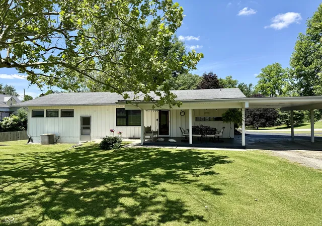 3rd image of 112 S 2Nd St, Batesville, IN 47006 | MLS# 22107054