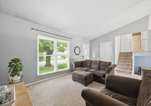 Homes for sale in Lapel, IN | 203 Kerr Dr, Lapel, IN 46051 | MLS# 22107069