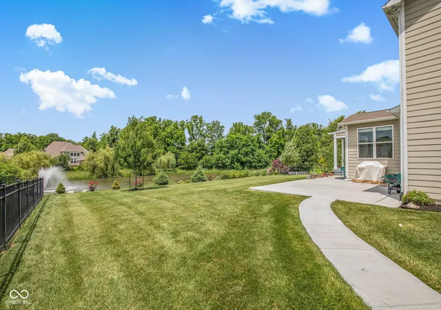 3rd image of 3796 Conifer Dr, Zionsville, IN 46077 | MLS# 22107079