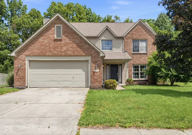 Homes for sale in Fishers, IN | 6638 Salem Dr, Fishers, IN 46038 | MLS# 22107108