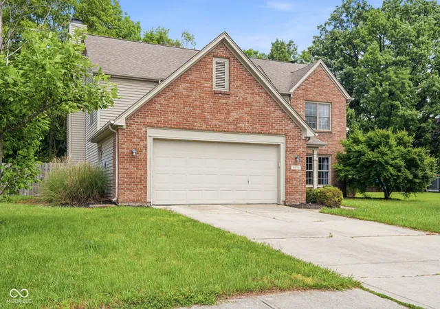 Homes for sale in Fishers, IN | 6638 Salem Dr, Fishers, IN 46038 | MLS# 22107108