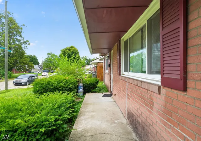 4th image of 7339 E 34Th Pl, Indianapolis, IN 46226 | MLS# 22107111