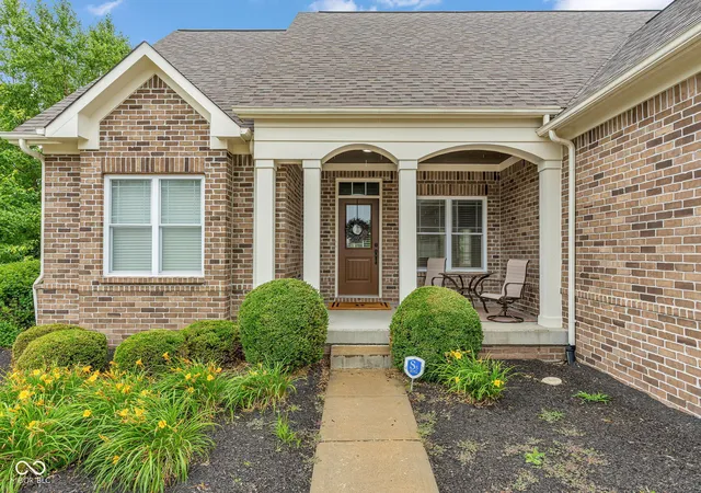 3rd image of 15404 Mission Hills Ct, Carmel, IN 46033 | MLS# 22107130