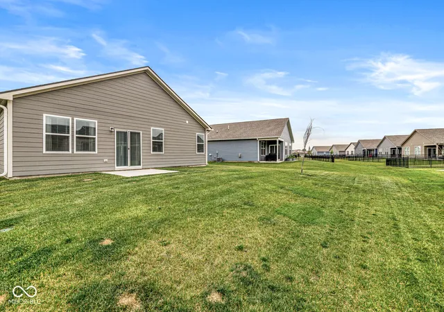 Homes for sale in Whitestown, IN | 7264 Firestone Rd, Whitestown, IN 46075 | MLS# 22107152