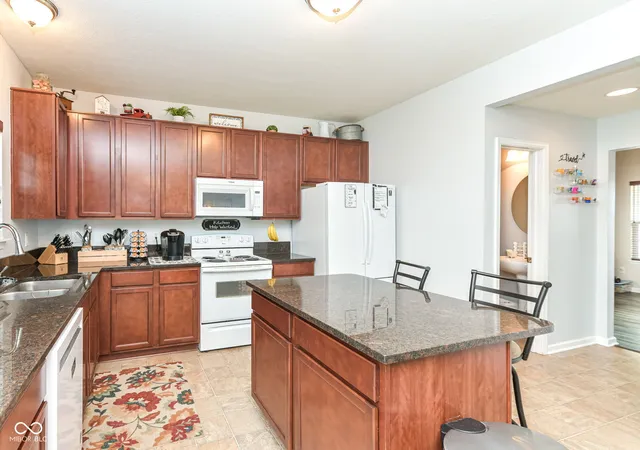 Homes for sale in Sheridan, IN | 1417 Graybark, Sheridan, IN 46069 | MLS# 22107180
