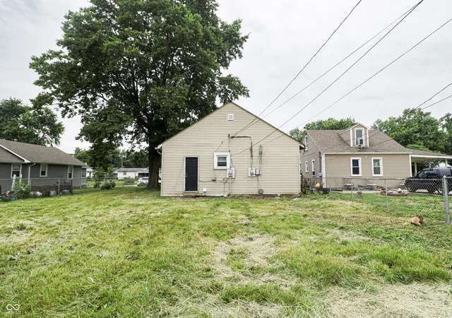 Photo 3 of Sale Pending at 2617 S Lockburn St, Indianapolis, IN 46241 | MLS# 22107235 | Listing updated on 2026-09-25