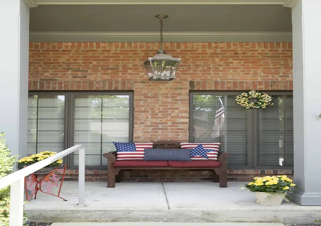 2nd image of 465 Camby Ct, Greenwood, IN 46142 | MLS# 22107248