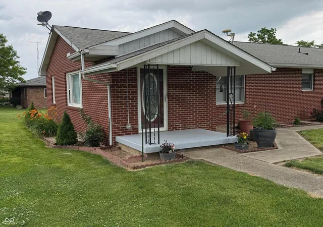 5th image of 130 W Redbud St, Marshall, IN 47859 | MLS# 22107276