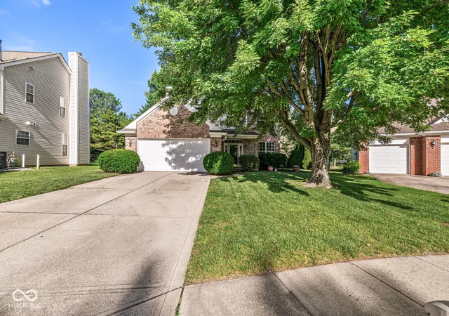 Photo 2 of Sale Pending at 10824 Madeline Ct, Fishers, IN 46037 | MLS# 22107312 | Listing updated on 2026-09-24