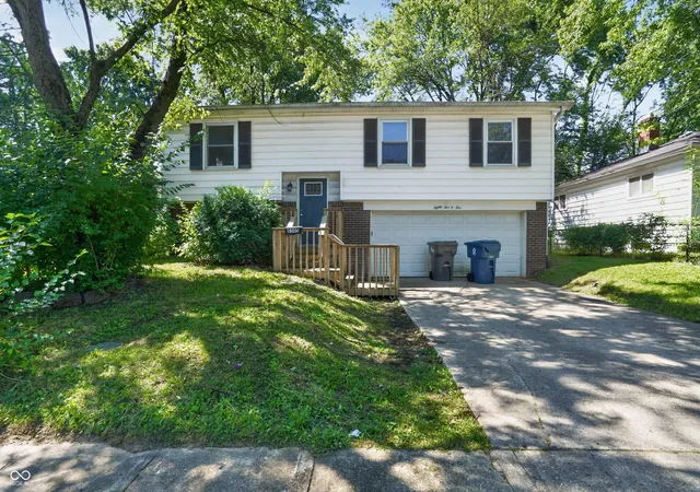 1st image of 8505 E 34th Pl, Indianapolis, IN 46226 | MLS# 22107317