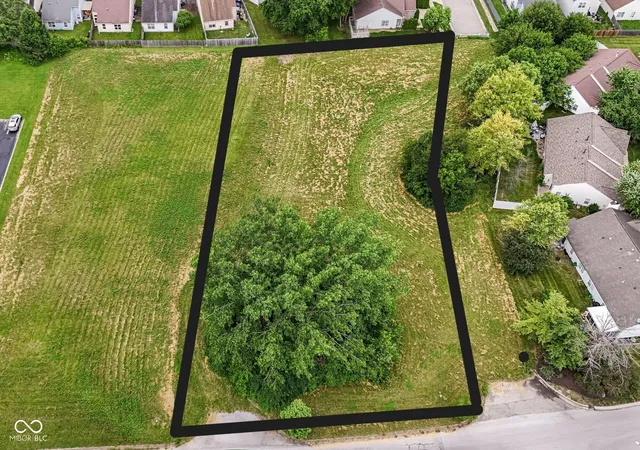 Photo 1 of Sale Pending at 5680 Eden Village Dr, Indianapolis, IN 46254 | MLS# 22107352 | Listing updated on 2026-09-05