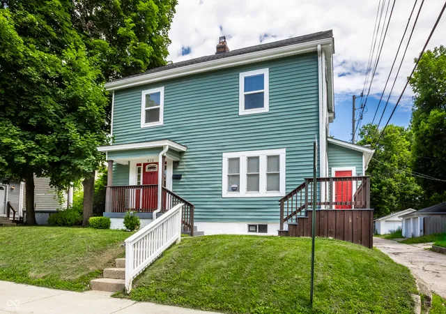 Photo 2 of Single family home for sale at 812 E 40th Street, Indianapolis, IN 46205 | MLS# 22107356 | Listing updated on 2026-10-23