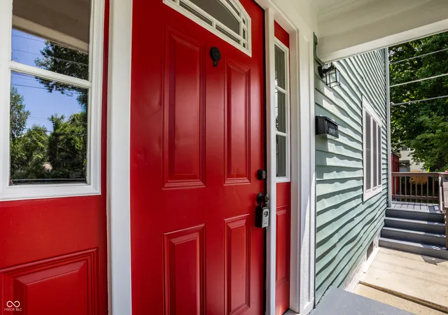 Photo 4 of Single family home for sale at 812 E 40th Street, Indianapolis, IN 46205 | MLS# 22107356 | Listing updated on 2026-10-23