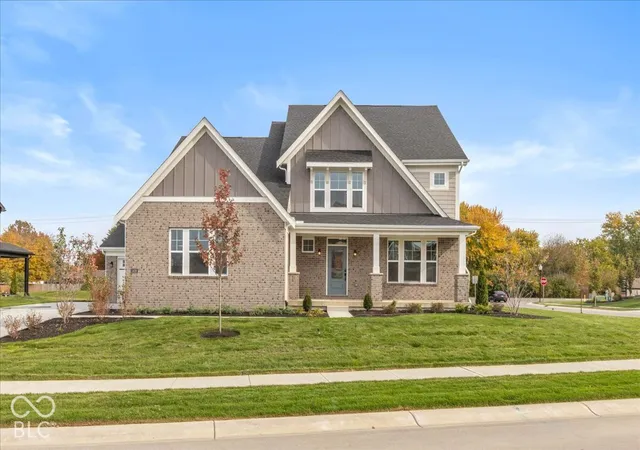 Single family home for sale at 1429 Starling Ave, Avon, IN 46123 | MLS# 22107368