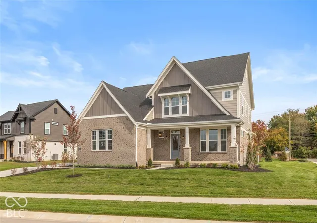 Photo 2 of Single family home for sale at 1429 Starling Ave, Avon, IN 46123 | MLS# 22107368 | Listing updated on 2026-10-27