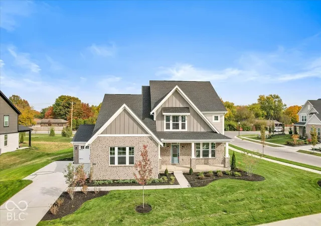Photo 3 of Single family home for sale at 1429 Starling Ave, Avon, IN 46123 | MLS# 22107368 | Listing updated on 2026-10-27
