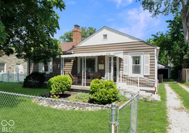 Photo 1 of Single family home for sale at 2636 E 40th Street, Indianapolis, IN 46205 | MLS# 22107369 | Listing updated on 2026-10-29