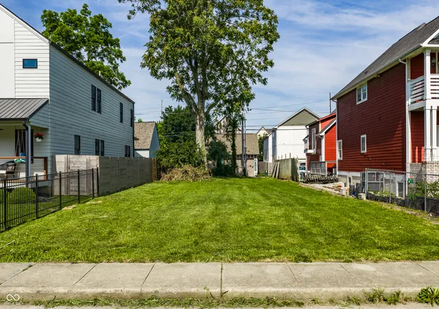 Photo 2 of Land for sale at 1824 Ruckle St, Indianapolis, IN 46202 | MLS# 22107394 | Listing updated on 2026-06-12