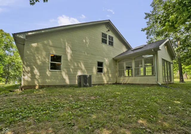 Homes for sale in North Vernon, IN | 3895 S State Hwy 7, North Vernon, IN 47265 | MLS# 22107401