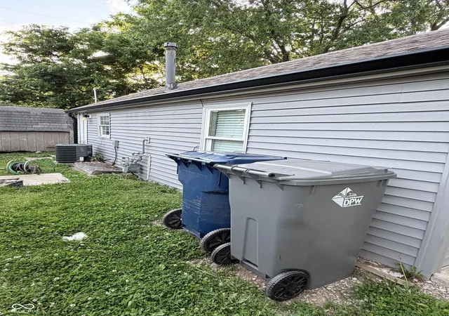 Photo 2 of Single family home for sale at 2550 Collier St, Indianapolis, IN 46241 | MLS# 22107409 | Listing updated on 2026-06-10