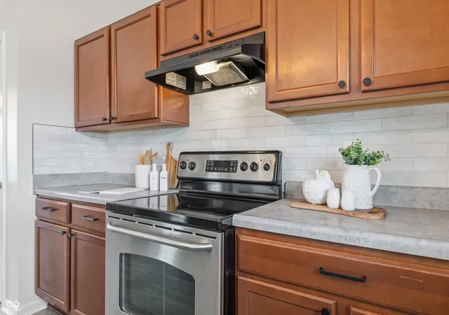 4th image of 1593 Woodside Cir, Franklin, IN 46131 | MLS# 22107426