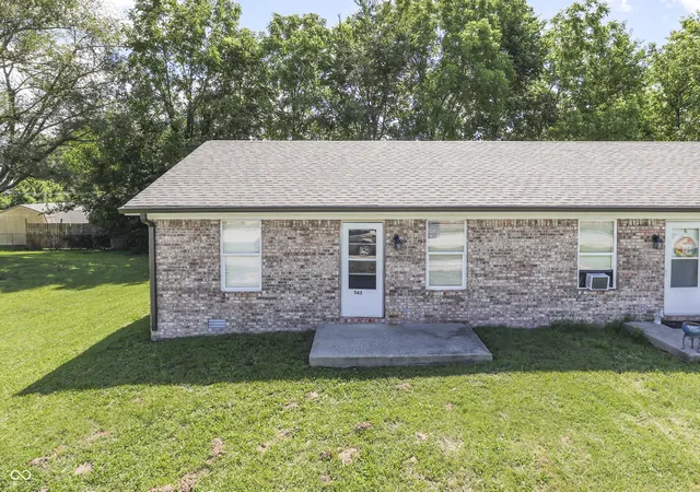 4th image of 1145-1155 Leota Dr, Martinsville, IN 46151 | MLS# 22107436