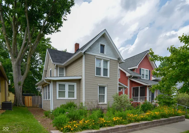 Photo 1 of Sale Pending at 5524 E Michigan St, Indianapolis, IN 46219 | MLS# 22107437 | Listing updated on 2026-09-17