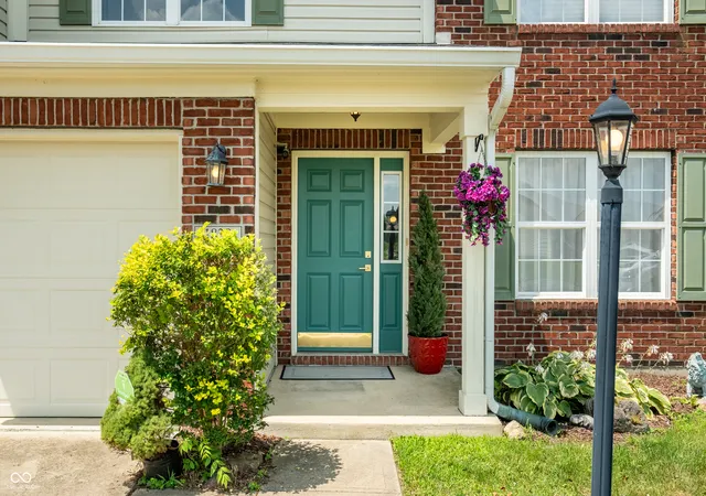Photo 2 of Sale Pending at 1838 Irish Lake Ln, Indianapolis, IN 46239 | MLS# 22107447 | Listing updated on 2026-08-14
