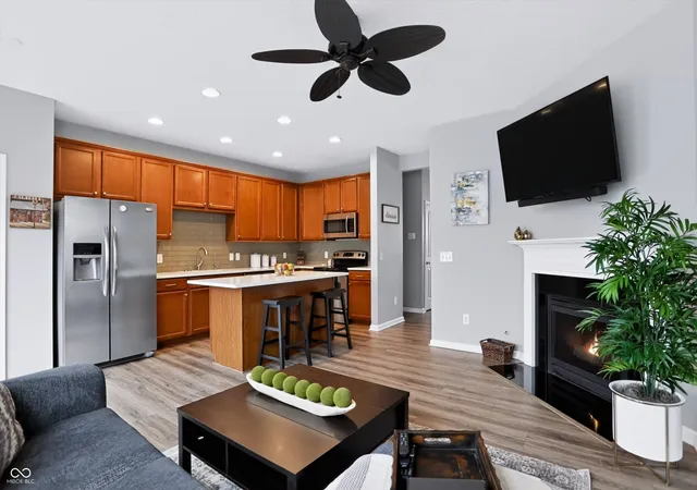 Photo 2 of Townhouse for sale at 9522 Park Meridian Dr, Indianapolis, IN 46260 | MLS# 22107457 | Listing updated on 2026-09-30