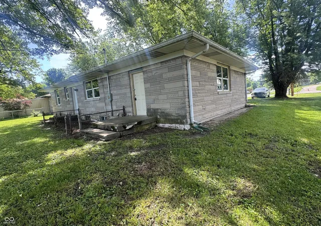3rd image of 2324 E Thompson, Indianapolis, IN 46227 | MLS# 22107494