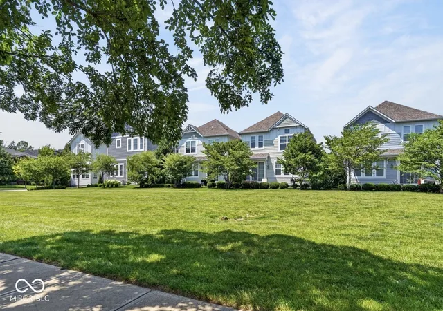 Homes for sale in Zionsville, IN | 6691 Beekman Pl #Townhome A, Zionsville, IN 46077 | MLS# 22107516