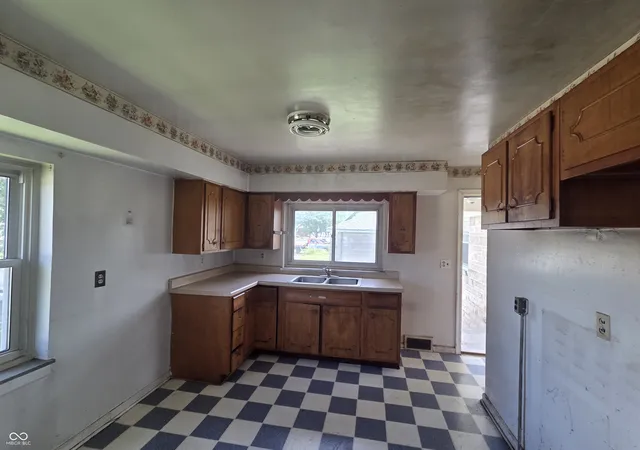 3rd image of 246 N Maple St, Osgood, IN 47037 | MLS# 22107683