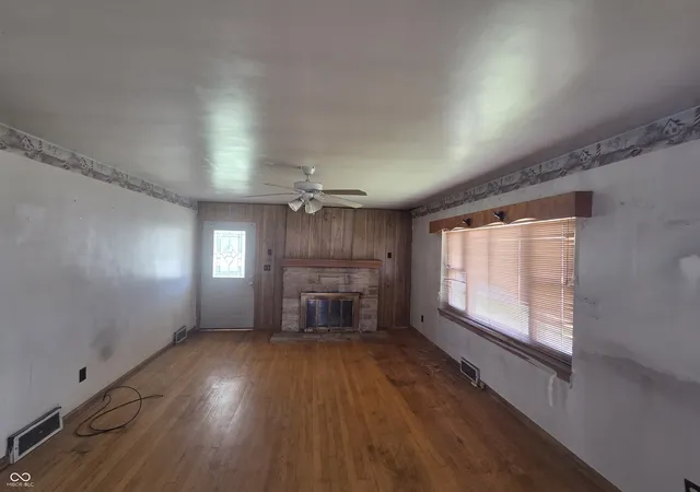 4th image of 246 N Maple St, Osgood, IN 47037 | MLS# 22107683