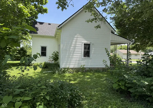 Homes for sale in Alexandria, IN | 901 Columbia Ave, Alexandria, IN 46001 | MLS# 22107689