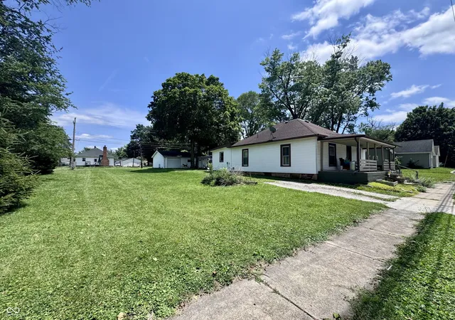 Homes for sale in Crawfordsville, IN | 710 Kentucky St, Crawfordsville, IN 47933 | MLS# 22107691