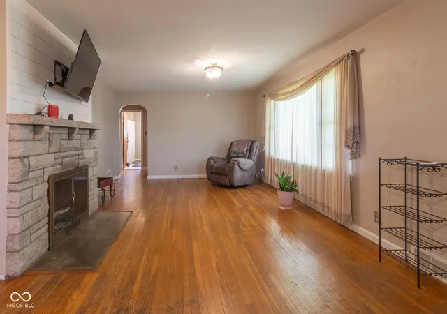 Photo 3 of Single family home for sale at 3326 W US Hwy 36, Danville, IN 46122 | MLS# 22107742 | Listing updated on 2026-09-12