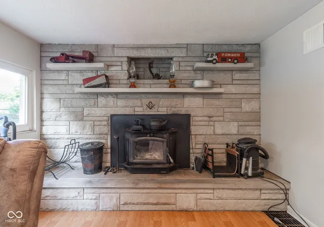 Photo 4 of Single family home for sale at 3326 W US Hwy 36, Danville, IN 46122 | MLS# 22107742 | Listing updated on 2026-09-12