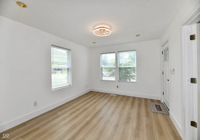 Photo 3 of Single family home for sale at 1550 Hoefgen St, Indianapolis, IN 46203 | MLS# 22107748 | Listing updated on 2026-09-30