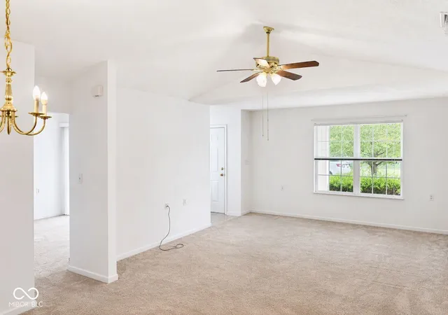 Photo 3 of Sale Pending at 10924 St Petersburg Way, Indianapolis, IN 46229 | MLS# 22107754 | Listing updated on 2026-09-18