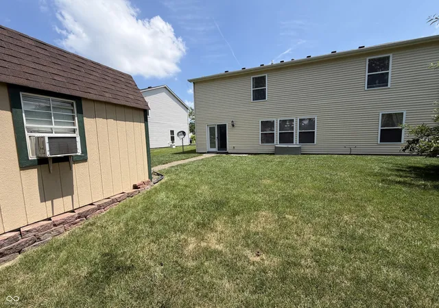 33rd image of 632 Runnymede Ct, Greenfield, IN 46140 | MLS# 22107757