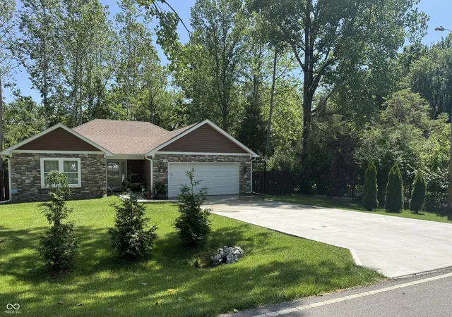 Homes for sale in Coatesville, IN | 640 Mill Springs, Coatesville, IN 46121 | MLS# 22107758